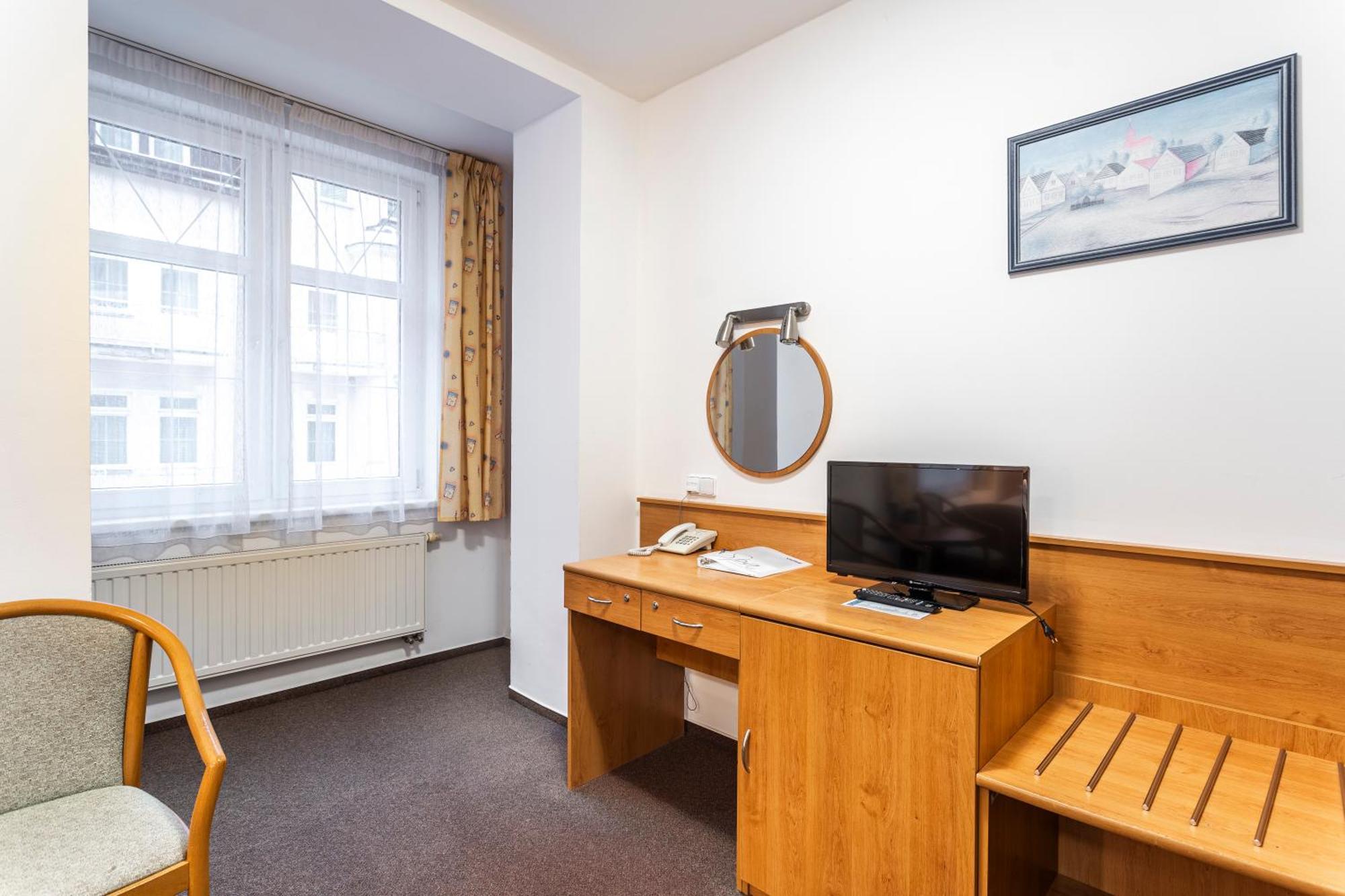 Hotel Luzice Jáchymov Extérieur photo
